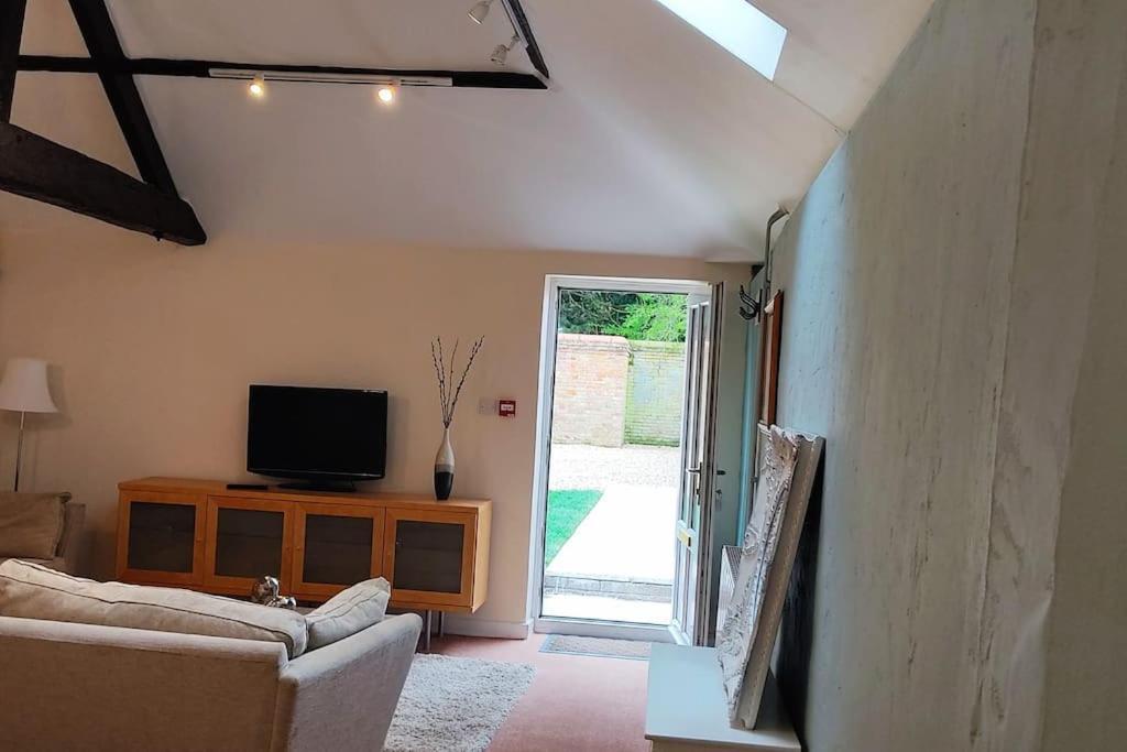 2 Bed Barn Conversion Tibenham Eksteriør bilde